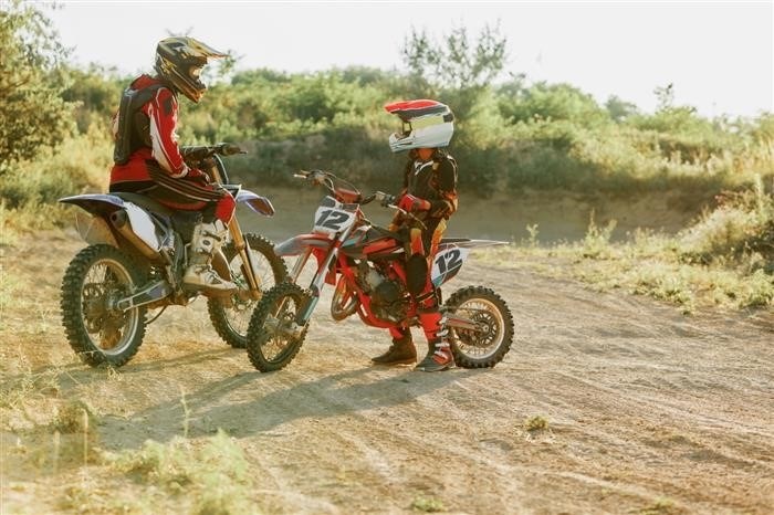 Возможно ли кататься на мотоцикле Pitbike в черте города?